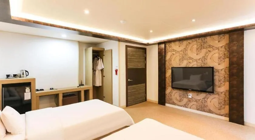Motel Hotel W Shinjeju